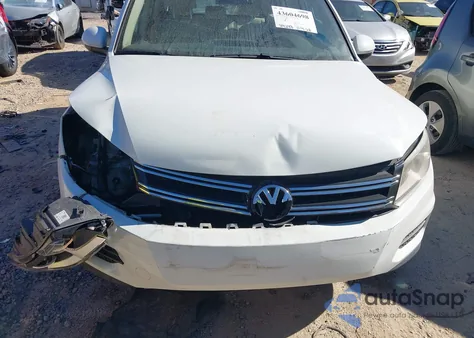 2016 Volkswagen Tiguan S z USA, uszkodzony, nr VIN WVGAV7AX0GW574689